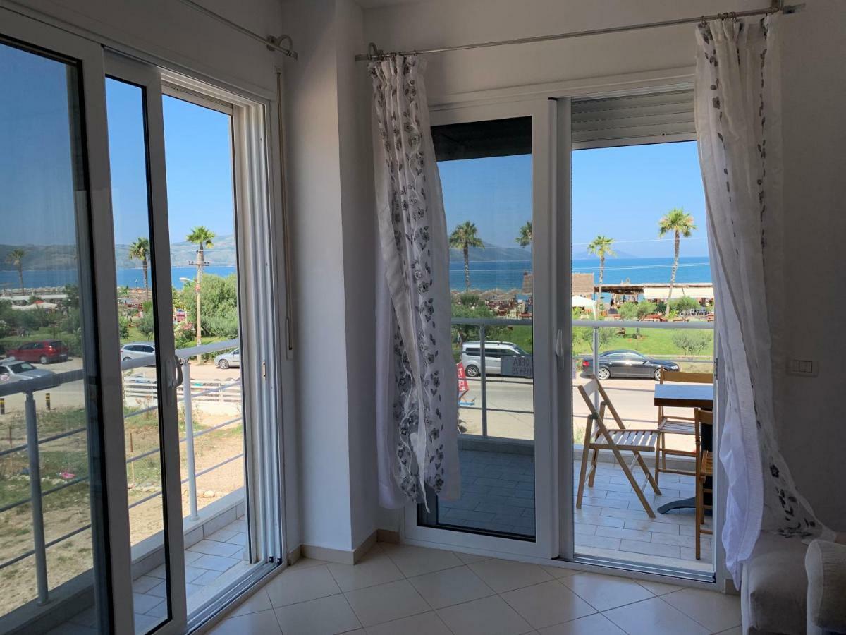 Apartament Beachfront